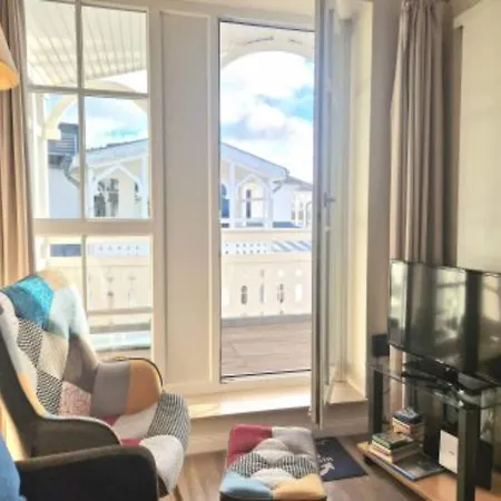 Familienurlaub In Mit Balkon Apartment Sellin (Rugen)